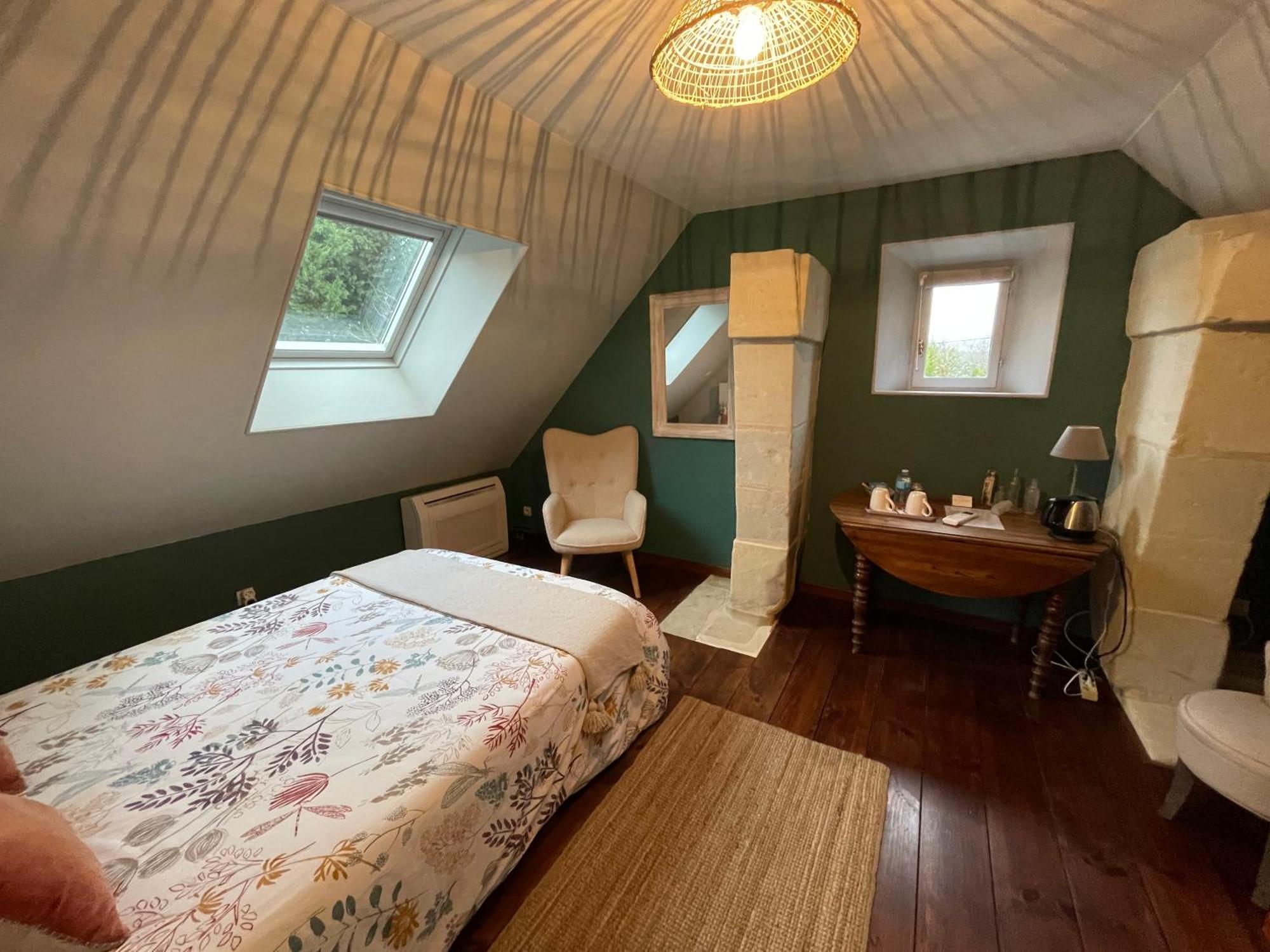 Chambres D Hotes Avec Piscine Et Spa La Foliere Saumur Villebernier Bagian luar foto